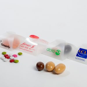 Ballotin "Design" en PVC transparent garni de confiseries ou de chocolats