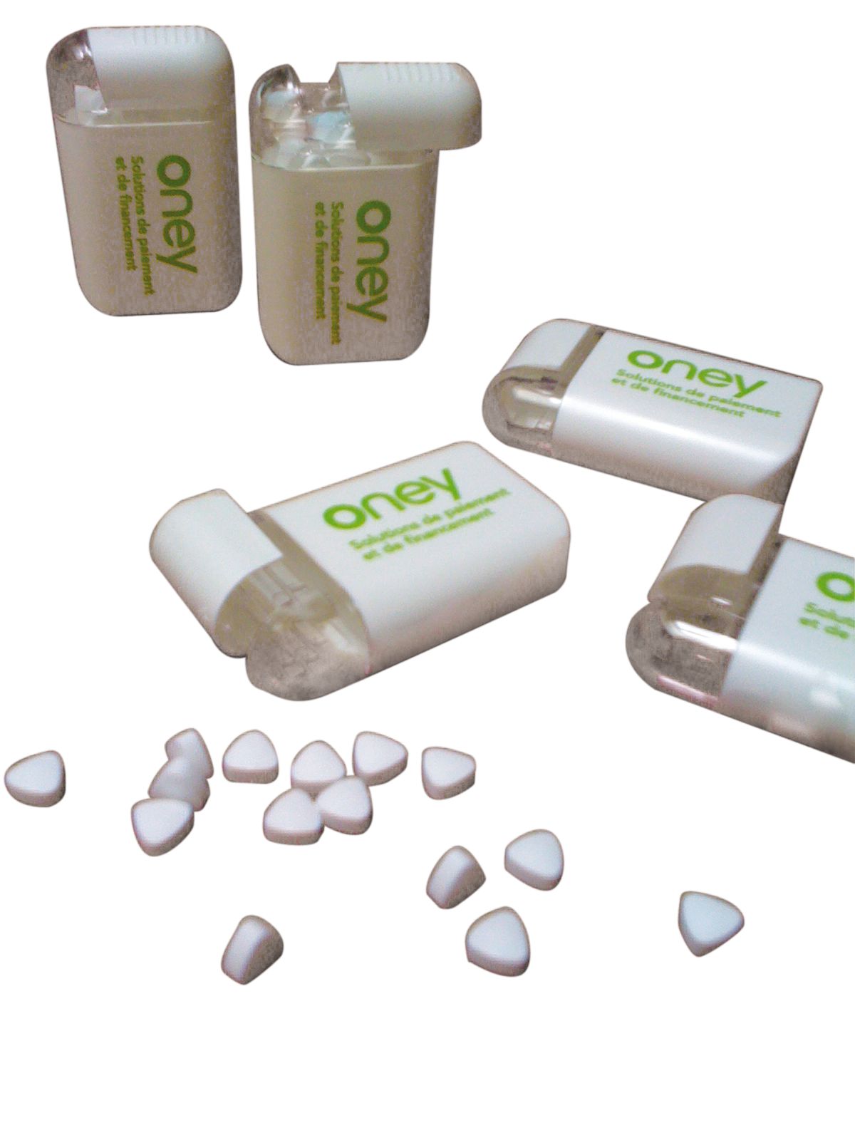 Boîte distributrice "Click's" en plastique blanc avec fenêtre transparente